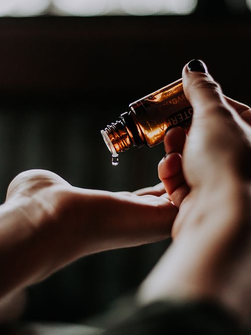 Retinol Pflegeprodukte gegen Falten und Akne