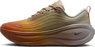 Nike Mens Vomero Plus Shoes in Brown | IV4522-200