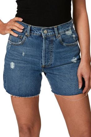 Boyish The Monty Short In City Lights