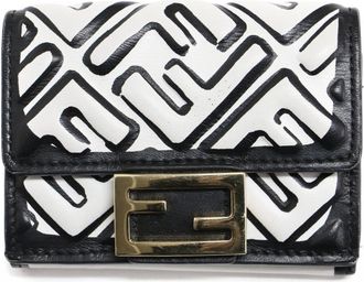 Fendi Black White Leather Wallet (Tri-Fold) (Pre-Owned)