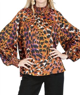 Jade Yoga Cheeta Mock Neck Blouse In Hibernating