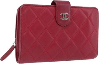 Chanel Pre-owned Wallets, female, Red, Size: ONE SIZE Pre-owned Vintage Bifold Wallet