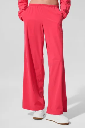 Alo | Breezy Wide Leg Pants (Long) in Candy Red, Size: Medium