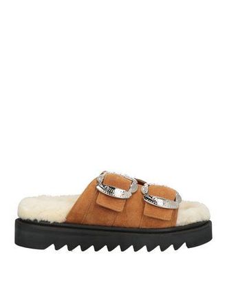 Toga Archives CALZADO - Sandalias con cierre en YOOX.COM