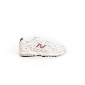 New Balance 204L Sneakers
