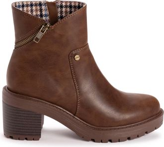 Muk Luks Womens Lucy Lucia Boot In Brown