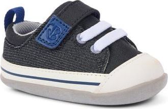 See Kai Run Kids Stevie Mini Sneaker in Raven Black at Nordstrom, Size 5.5