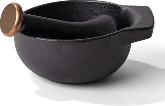 alva Nori 2.5-Cup Cast Iron Enameled Mortar and Pestle