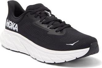 Hoka One One Arahi 7 Running Shoe in Black /White at Nordstrom Rack, Size 9
