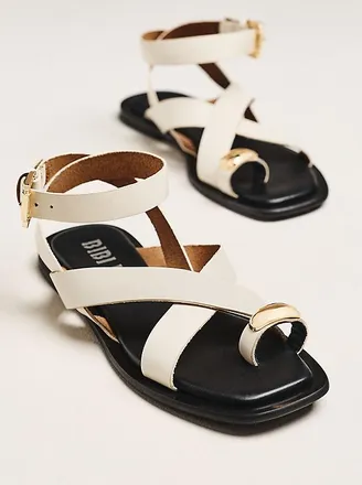 Bibi Lou Vaz Toe-Loop Sandals