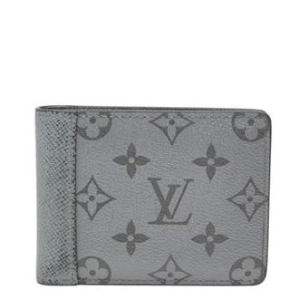 Louis Vuitton Pre-owned Wallets, female, Gray, Size: ONE SIZE Pre-owned Taigarama Wallet (bi-fold)