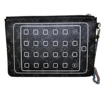 Louis Vuitton Pre-owned Clutches, male, Black, Size: ONE SIZE Pre-owned Fragment Monogram iPad Pouch