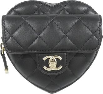 Chanel Black Leather Fanny Pack (Pre-Owned)