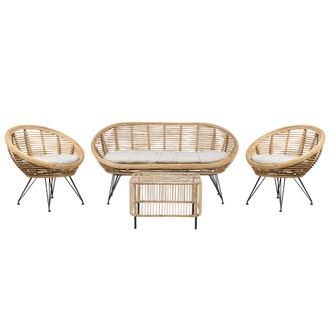 Beliani Conjunto Sala De Estar 4 Plazas Con Mesa De Centro Rat&aacute;n Sof&aacute; Sill&oacute;n Boho Beige Claro Coj&iacute;n Tela Algod&oacute;n Resistencia Media Interior Natural Maratea/ce