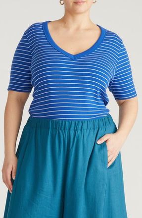 Universal Standard V-Neck Elbow Sleeve Cotton T-Shirt in White/multi at Nordstrom, Size Xx-Large