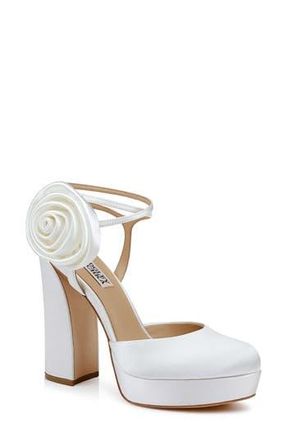 Badgley Mischka Janessa Ankle Strap Platform Pump in White Satin at Nordstrom Rack, Size 8.5