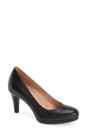 Naturalizer Michelle Almond Toe Pump in Black at Nordstrom Rack, Size 9