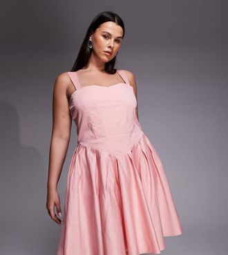 Tfnc Plus Vestito corto a pieghe con corsetto e fiocco sul retro rosa