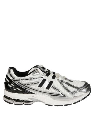 New Balance Sporty Sneakers With Reflective Upper