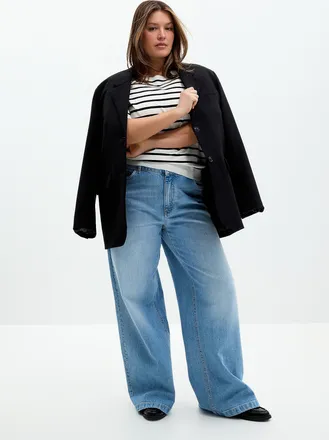 Contemporaine Womens Light blue stretch jean Fit: Wide leg, high rise