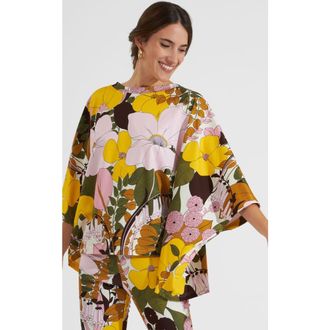 La DoubleJ Meditation Poncho Big Flower Rose Pink at Nordstrom, Size X-Small