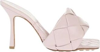 Bottega Veneta Roze Gevlochten Leren Sandalen met Vierkante Neus - Dames - Muiltjes - Roze - 39 EU - Schoenen
