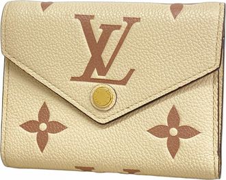 Louis Vuitton Cream Wallet (Tri-Fold) (Pre-Owned)