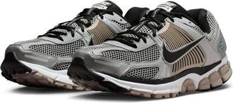Nike Zoom Vomero 5 Sneaker in 007 M Silv/black at Nordstrom, Size 10.5