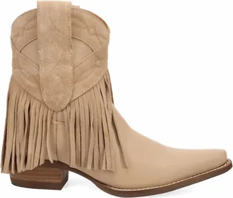 Dingo Womens Last Ride Booties In Sand