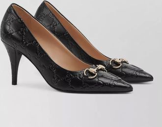 Gucci embossed pattern gold tone hardware pump
