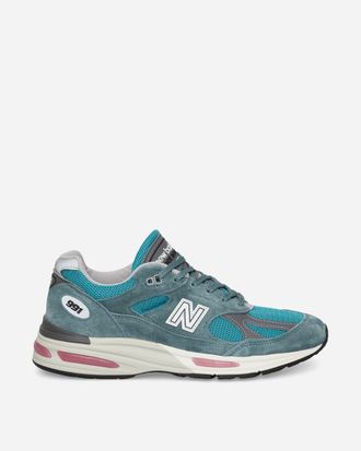 New Balance Made in UK 991v2 Sneakers Porcelain Green / Trooper / Silver