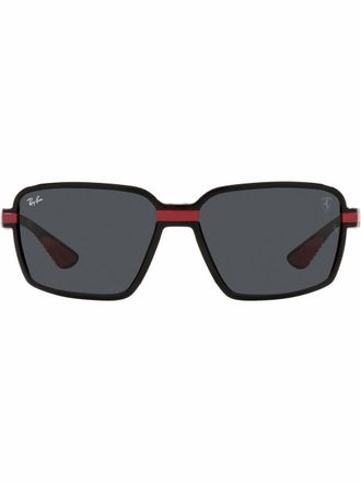 Ray-Ban Occhiali da sole Scuderia Ferrari rettangolari - Nero