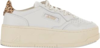 Autry Medalist platform leather sneakers - women - Calf Leather/Rubber/Calf Leather/Cotton/Nylon - 39 - White