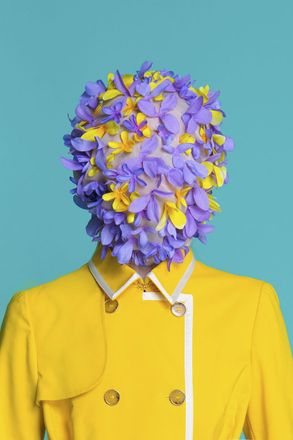 Queence Acrylglasbild »Blumenkopf« Blumenbilder Blätter Kunst klassische Fantasie Fine Art-Print in Galeriequalität