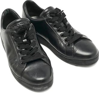 Prada Leren sneakers - Zwart