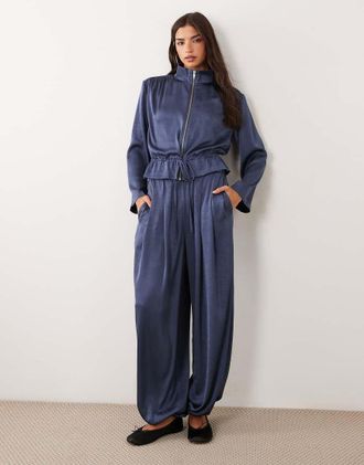Asos pantaloni balloon in raso a pieghe blu indaco co-ord-blu navy