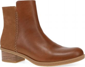 Dansko Womens Denay Boot In Saddle Waterproof Milled