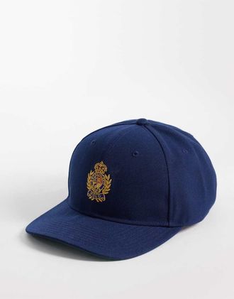 Polo Ralph Lauren Cappellino con visiera e stemma del logo blu navy di Newport