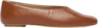 Max Mara Schoenen, Dames, Bruin, 41 EU, Leren Ballet Flats met Dart Detail