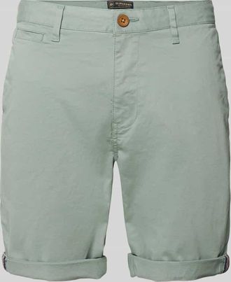 Superdry Regular Fit Shorts mit M&uuml;nztasche in Schilf, Gr&ouml;&szlig;e 28