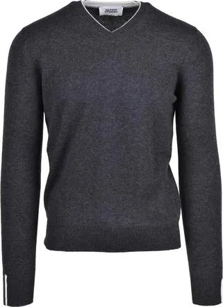 Alpha Studio V-Neck Wool Sweater With Ribbed Details