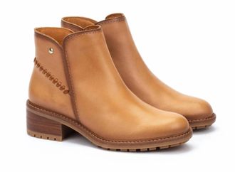 Pikolinos Womens Medina 8871 Boots In Vanilla