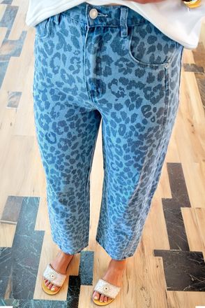 Azura Exchange Womens Leopard Print Relaxed Jeans - Blue Cotton - Size 16 UK
