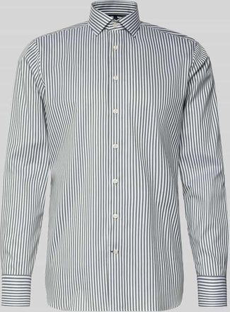 Olymp Slim Fit Freizeithemd mit Kentkragen Modell Namur in Oliv, Gr&ouml;&szlig;e 38