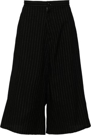 Yohji Yamamoto pinstripe cropped trousers - women - Cotton/Wool/Cupro - 2 - Black