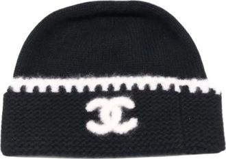 Chanel Pre-owned Accessories, female, Black, Size: ONE SIZE Pre-owned Beanie