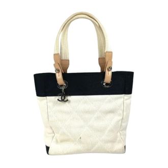 Chanel Pre-owned Tote Bags, female, White, Size: ONE SIZE Pre-owned Canvas Shoulder Tote Bag