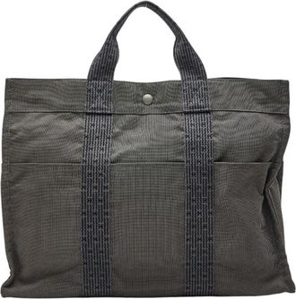 Herm&egrave;s Her Line Gray Canvas Handbag Tote Bag (Pre-Owned)