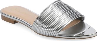 Journee Collection Women & apos;s Feather Sandals