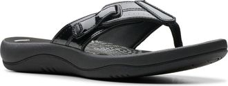 Clarks Clarks Sunmaze Loop Thong Sandal in Black Patent at Nordstrom Rack, Size 10